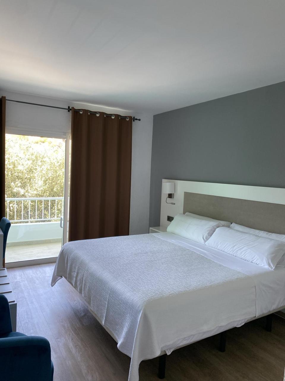 Osprey Menorca Hotel Cala En Porter  المظهر الخارجي الصورة